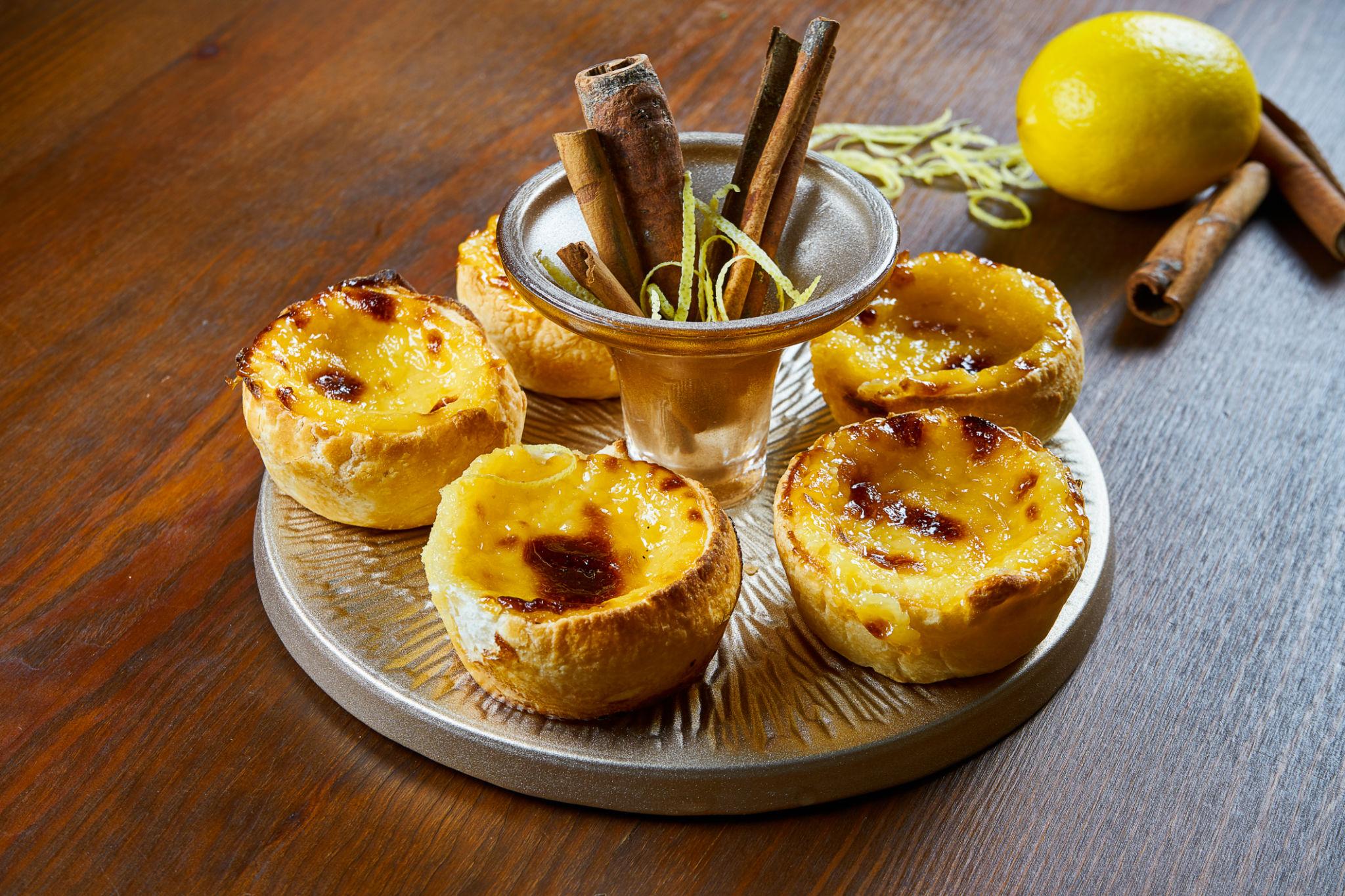 Pastel de Nata custard tarts